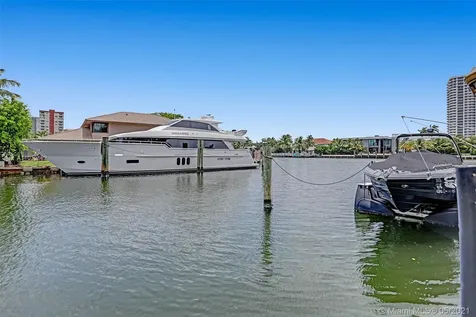 649 Hibiscus Drive Hallandale Beach FL 33009
