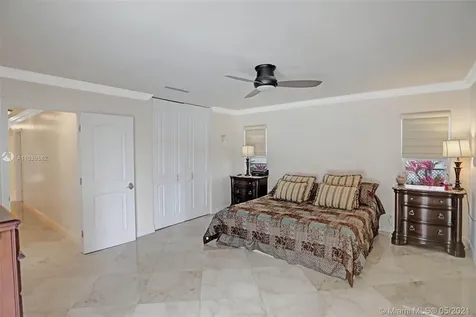 649 Hibiscus Drive Hallandale Beach FL 33009