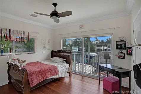 649 Hibiscus Drive Hallandale Beach FL 33009