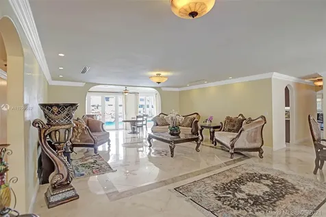 649 Hibiscus Drive Hallandale Beach FL 33009