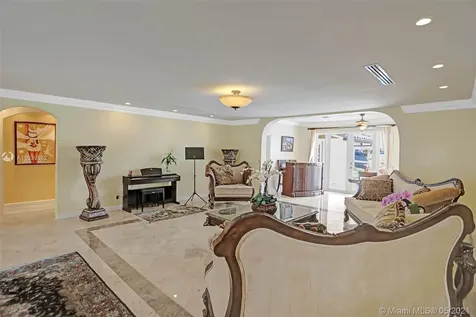 649 Hibiscus Drive Hallandale Beach FL 33009