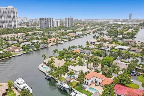 649 Hibiscus Drive Hallandale Beach FL 33009