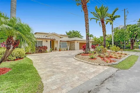 649 Hibiscus Drive Hallandale Beach FL 33009
