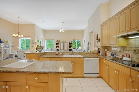 8467 SW 138th Terrace Palmetto Bay FL 33158