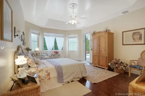 8467 SW 138th Terrace Palmetto Bay FL 33158
