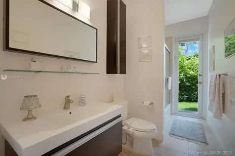 8467 SW 138th Terrace Palmetto Bay FL 33158