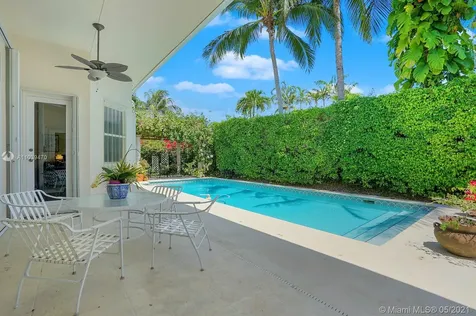 8467 SW 138th Terrace Palmetto Bay FL 33158