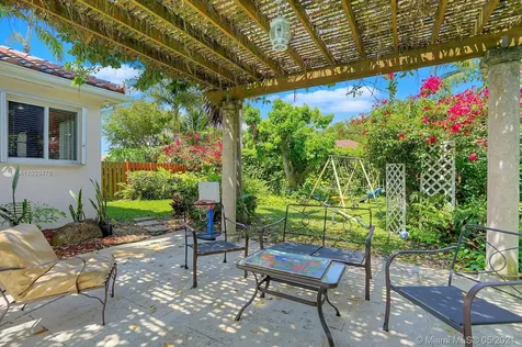 8467 SW 138th Terrace Palmetto Bay FL 33158