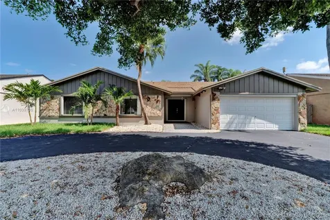 12715 SW 119th Terrace Miami FL 33186