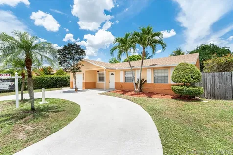 8211 NW 46th Court Lauderhill FL 33351