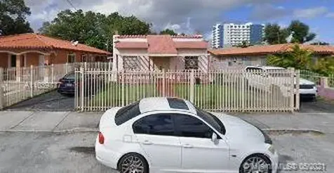 1829 NW 5th Street Miami FL 33125
