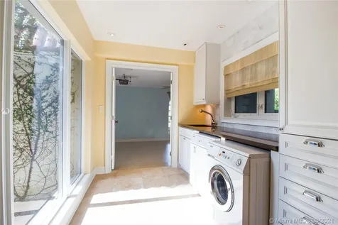 1285 NE 94th Street Miami Shores FL 33138