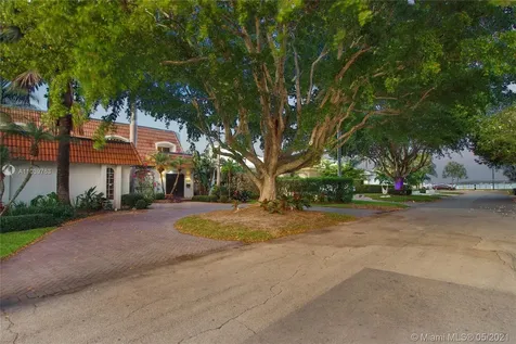 1285 NE 94th Street Miami Shores FL 33138