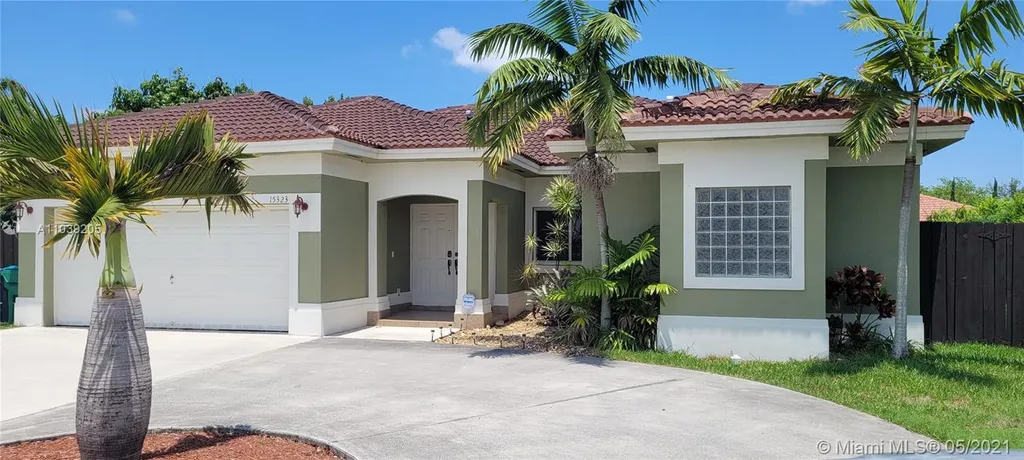 15323 SW 184th Street Miami FL 33187