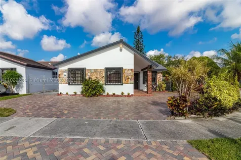1562 SW 138th Place Miami FL 33184