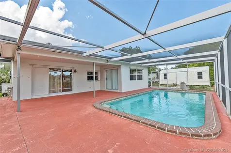 8902 NW 24th Place Sunrise FL 33322