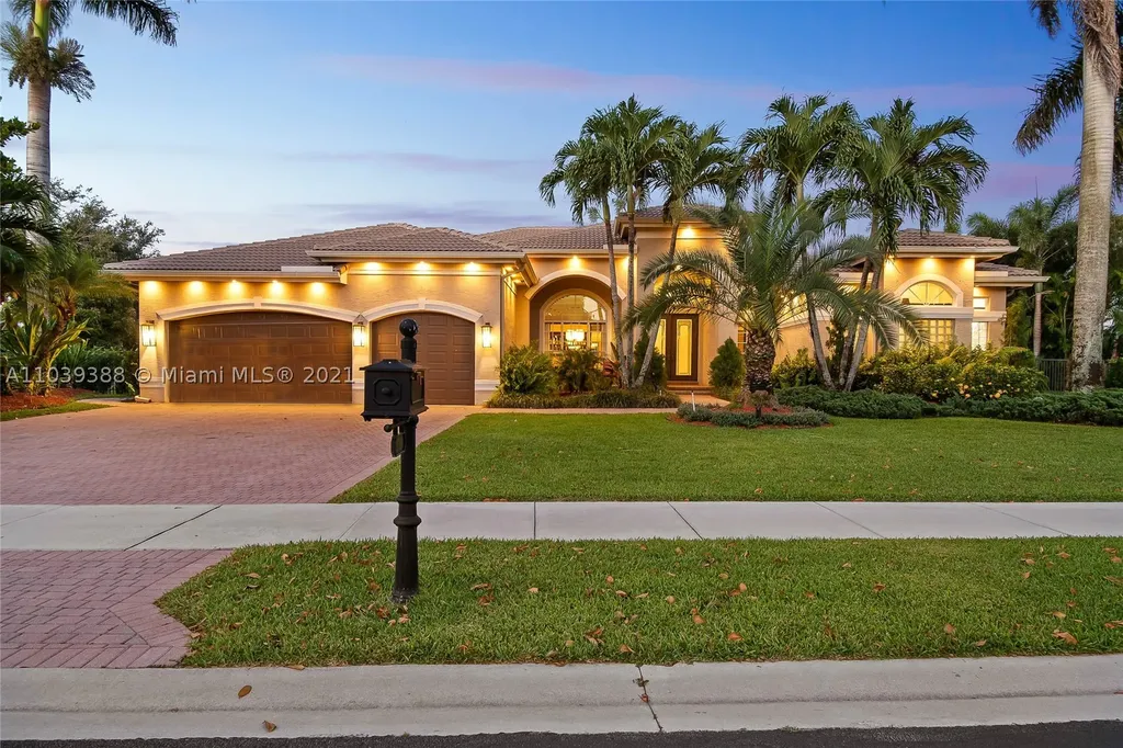2726 Juniper Lane Davie FL 33330