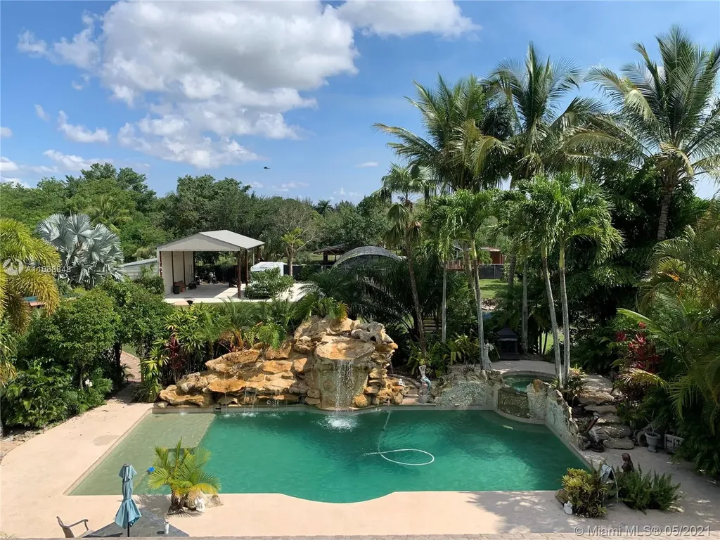 19451 SW 236th Street Homestead FL 33031