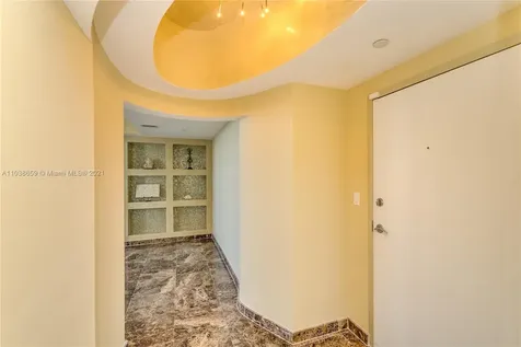 1330 West Avenue Miami Beach FL 33139