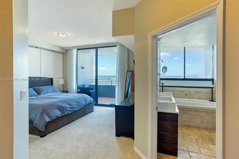 1330 West Avenue Miami Beach FL 33139
