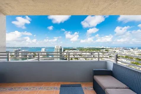 1330 West Avenue Miami Beach FL 33139