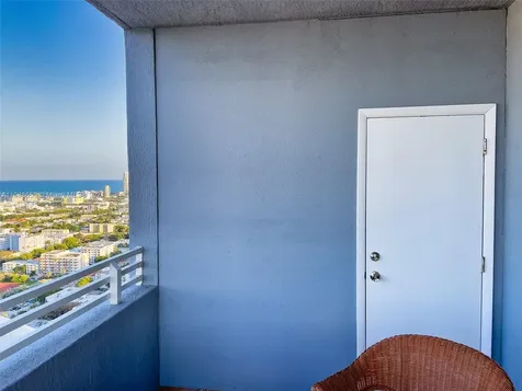 1330 West Avenue Miami Beach FL 33139