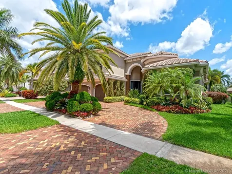 10231 Blue Palm Street Plantation FL 33324