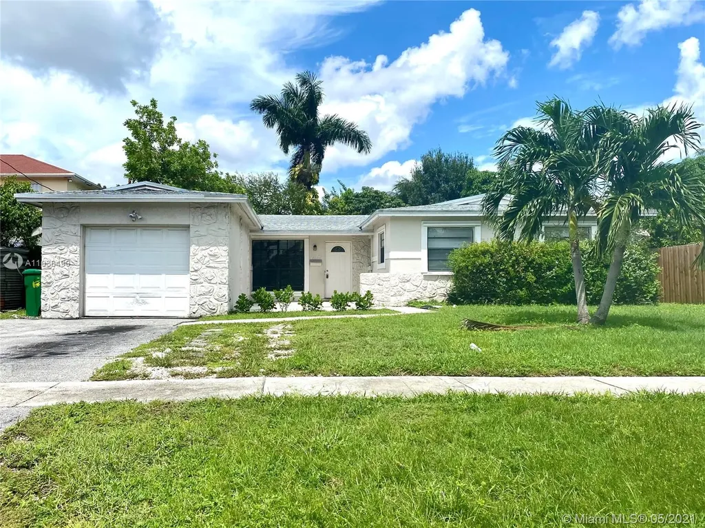 4217 NW 25th Place Lauderhill FL 33313