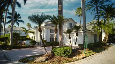 19973 NE 37th Avenue Aventura FL 33180