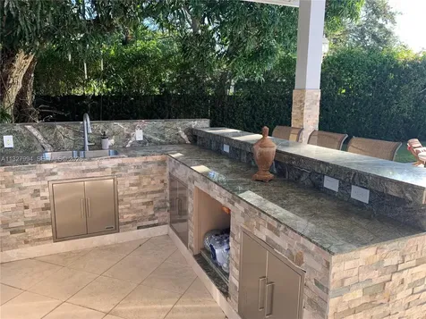 7625 SW 75th Avenue Miami FL 33143