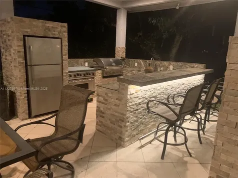 7625 SW 75th Avenue Miami FL 33143