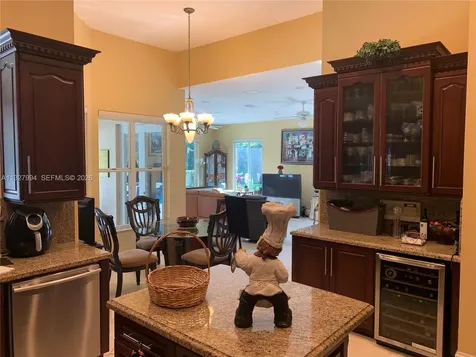 7625 SW 75th Avenue Miami FL 33143