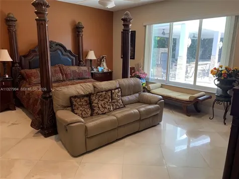 7625 SW 75th Avenue Miami FL 33143
