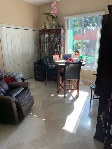7625 SW 75th Avenue Miami FL 33143