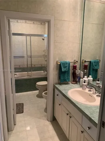7625 SW 75th Avenue Miami FL 33143