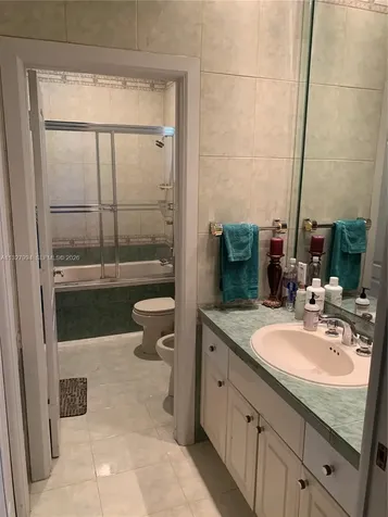7625 SW 75th Avenue Miami FL 33143