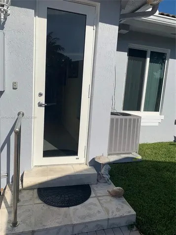 7625 SW 75th Avenue Miami FL 33143