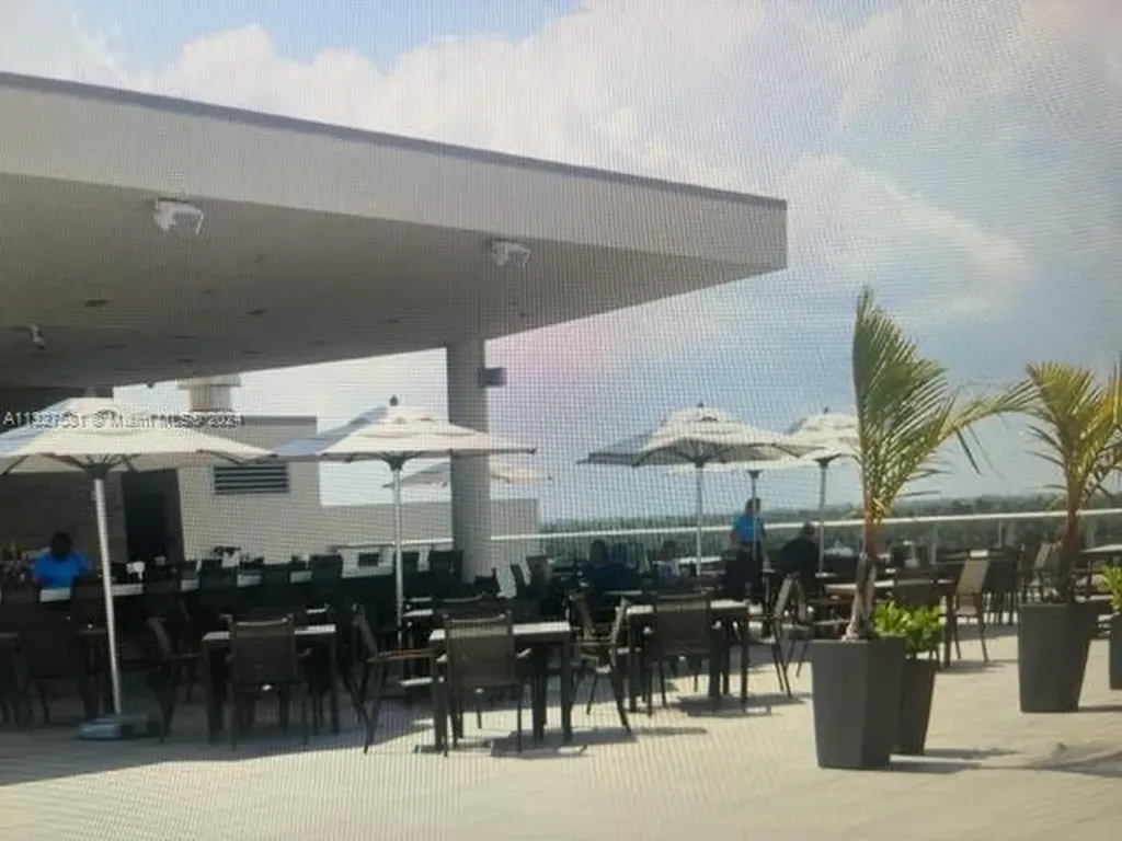 777 N Ocean Drive Hollywood FL 33019