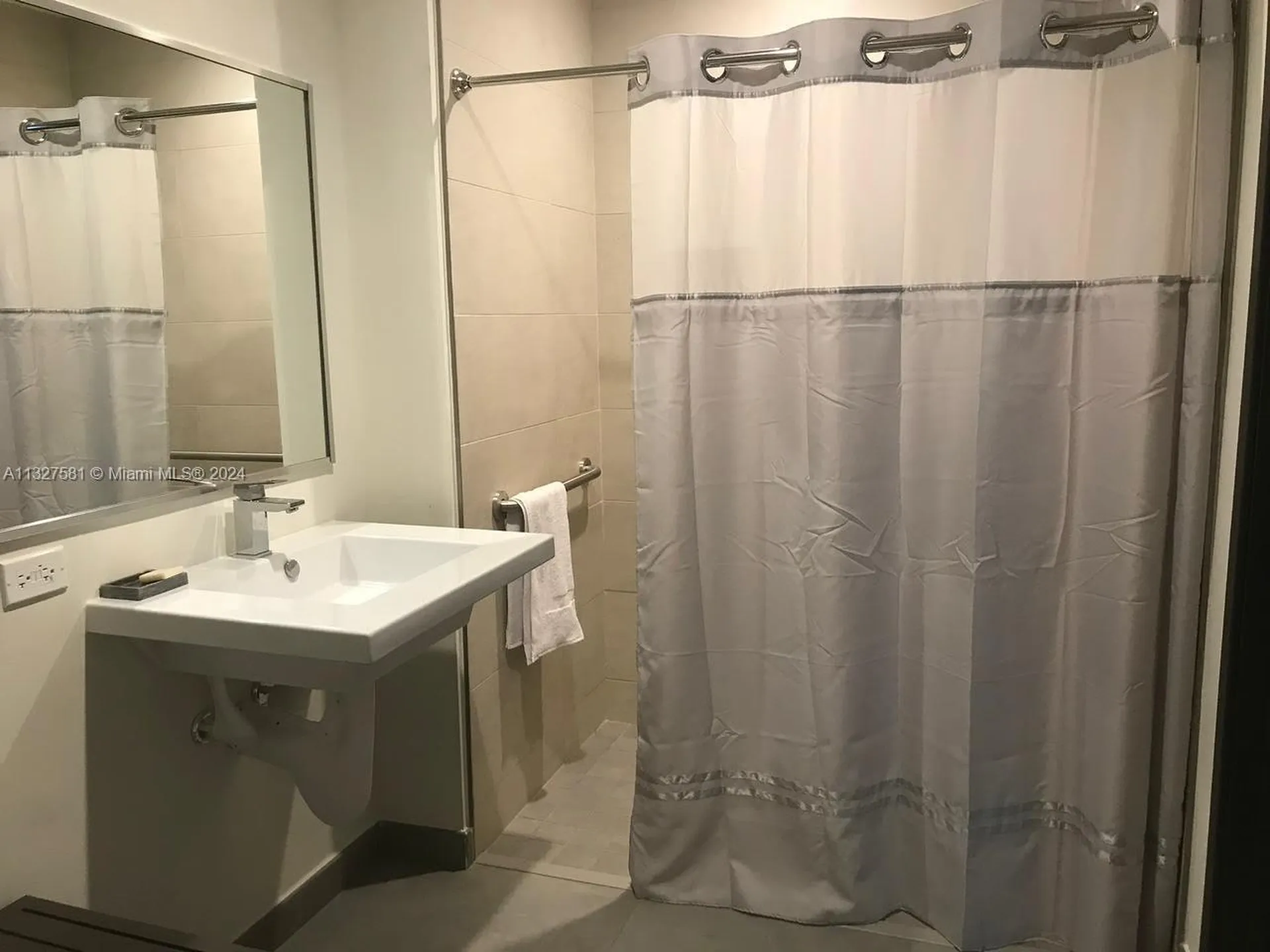 777 N Ocean Drive Hollywood FL 33019