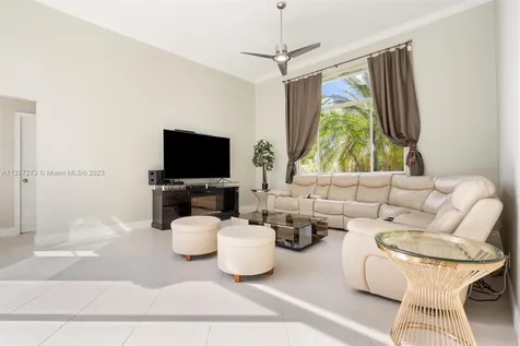 1272 Ginger Circle Weston FL 33326