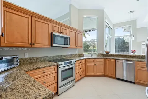 1272 Ginger Circle Weston FL 33326