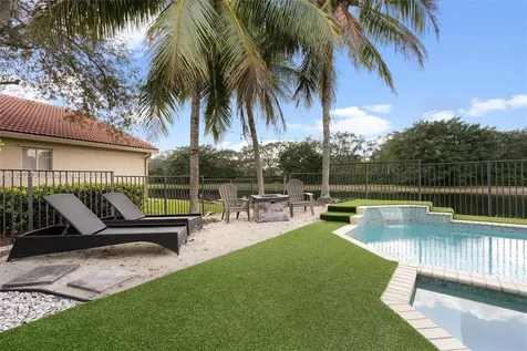 1272 Ginger Circle Weston FL 33326