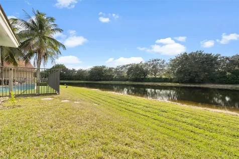 1272 Ginger Circle Weston FL 33326