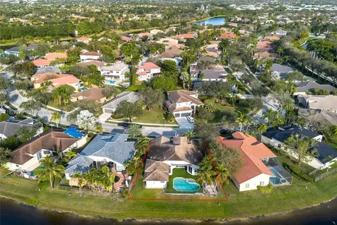 1272 Ginger Circle Weston FL 33326