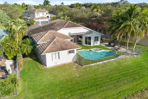 1272 Ginger Circle Weston FL 33326