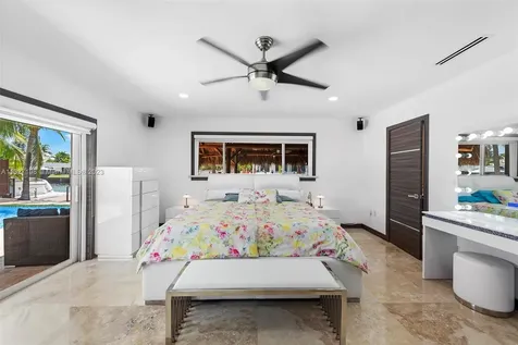 2130 NE 122nd Road North Miami FL 33181