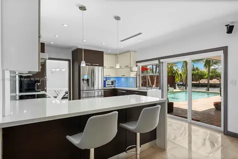 2130 NE 122nd Road North Miami FL 33181