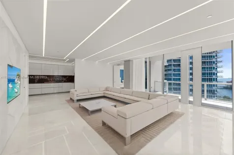 50 S Pointe Drive Miami Beach FL 33139