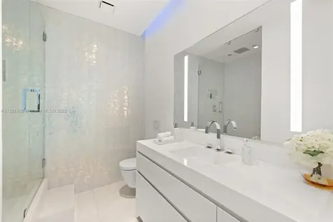 50 S Pointe Drive Miami Beach FL 33139