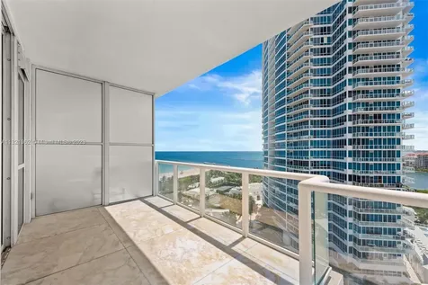 50 S Pointe Drive Miami Beach FL 33139